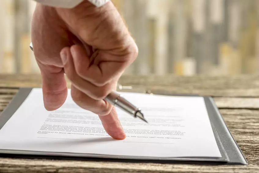 Family meeting with legal advisor, showing when a Will is crucial—highlighting Trusted Will Writing Baldock for essential life planning.